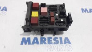 Gebrauchte Sicherungskasten Renault Espace (JK) 2.0 16V Turbo Preis € 105,00 Margenregelung angeboten von Maresia Parts