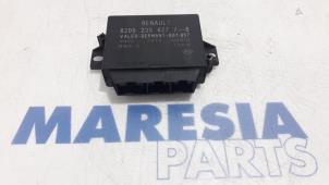 Usagé Module PDC Renault Espace (JK) 2.0 16V Turbo Prix € 40,00 Règlement à la marge proposé par Maresia Parts