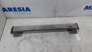 Used Rear bumper frame Peugeot 308 SW (4E/H) 1.6 HDi 16V FAP Price € 50,00 Margin scheme offered by Maresia Parts