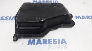 Used Sump Peugeot 508 (8D) 2.0 Hybrid4 16V Price € 50,00 Margin scheme offered by Maresia Parts