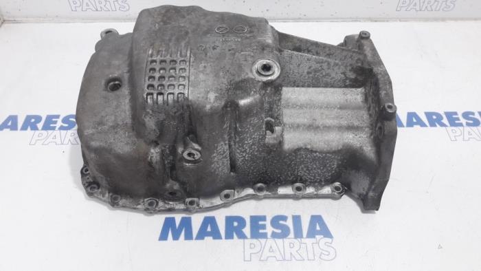 Gebrauchte Ölwanne Dacia Logan MCV I (KS) 1.6 16V Preis € 30,00 Margenregelung angeboten von Maresia Parts