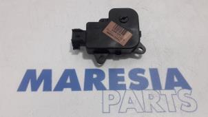 Usagé Clapet chauffage moteur Renault Espace (JK) 2.0 16V Turbo Prix € 25,00 Règlement à la marge proposé par Maresia Parts