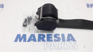 Usagé Ceinture de sécurité arrière droite Peugeot 308 SW (4E/H) 1.6 HDi 16V FAP Prix € 65,00 Règlement à la marge proposé par Maresia Parts