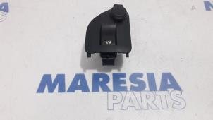 Used Sunroof switch Peugeot 308 SW (4E/H) 1.6 HDi 16V FAP Price € 25,00 Margin scheme offered by Maresia Parts