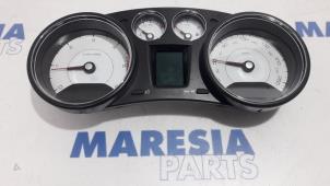 Usados Panel de instrumentación Peugeot 308 SW (4E/H) 1.6 HDi 16V FAP Precio € 75,00 Norma de margen ofrecido por Maresia Parts