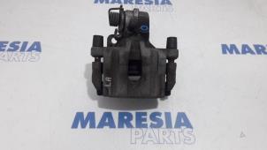 Used Rear brake calliper, left Renault Espace (JK) 2.0 16V Turbo Price € 80,00 Margin scheme offered by Maresia Parts