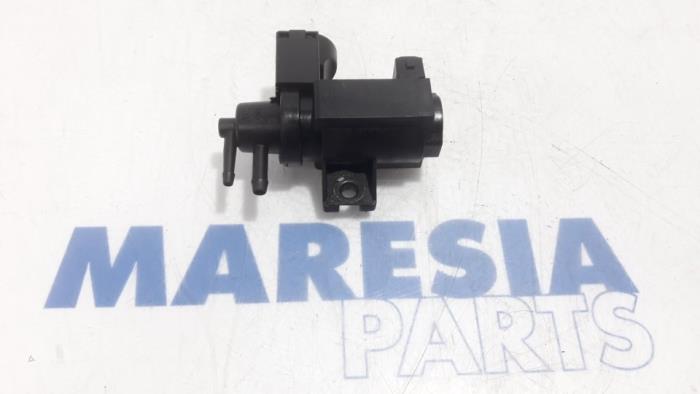 Usagé Régulateur pression turbo Lancia Delta (844) 1.6 D Multijet 16V 120 Prix € 50,00 Règlement à la marge proposé par Maresia Parts