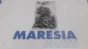 Used Tappet Fiat Scudo (270) 2.0 D Multijet Price € 60,50 Inclusive VAT offered by Maresia Parts