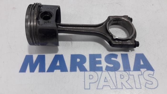 Gebrauchte Kolben Fiat 500 (312) 1.2 Preis € 40,00 Margenregelung angeboten von Maresia Parts