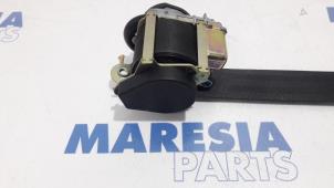 Used Front seatbelt, right Renault Clio IV Estate/Grandtour (7R) 0.9 Energy TCE 12V Price € 105,00 Margin scheme offered by Maresia Parts