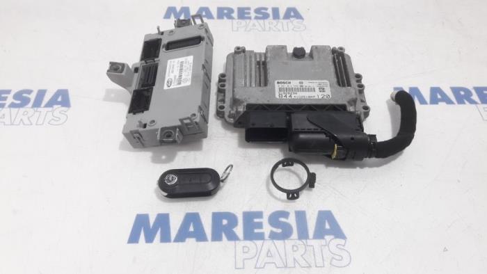 Gebrauchte Steuergerät Motormanagement Lancia Delta (844) 1.6 D Multijet 16V 120 Preis € 288,75 Margenregelung angeboten von Maresia Parts