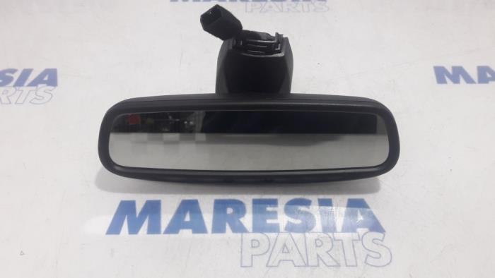 Używane Lusterko wewnetrzne Lancia Delta (844) 1.6 D Multijet 16V 120 Cena € 125,00 Procedura marży oferowane przez Maresia Parts