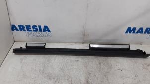 Used Side skirt, right Lancia Delta (844) 1.6 D Multijet 16V 120 Price € 75,00 Margin scheme offered by Maresia Parts