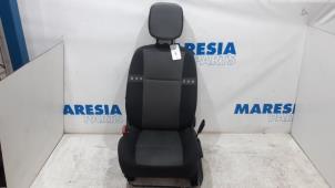 Used Seat, left Renault Scénic III (JZ) 1.2 16V TCe 115 Energy Price € 105,00 Margin scheme offered by Maresia Parts