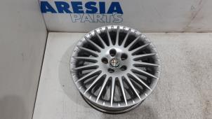 Używane Obrecz Alfa Romeo 159 (939AX) 2.2 JTS 16V Cena € 105,00 Procedura marży oferowane przez Maresia Parts