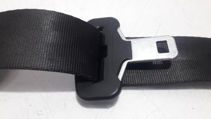 Rear seatbelt, left from a Renault Scénic III (JZ) 1.2 16V TCe 115 Energy 2013