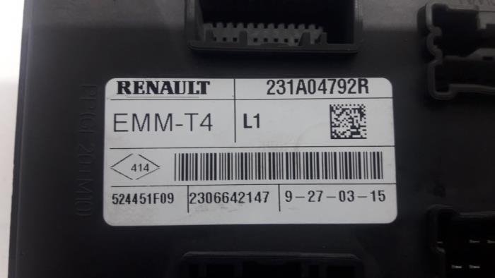 Computer, miscellaneous from a Renault Clio IV (5R) 1.5 Energy dCi 90 FAP 2015