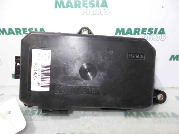 Usagé Ordinateur divers Fiat Stilo (192A/B) 2.4 20V Abarth 3-Drs. Prix € 35,00 Règlement à la marge proposé par Maresia Parts