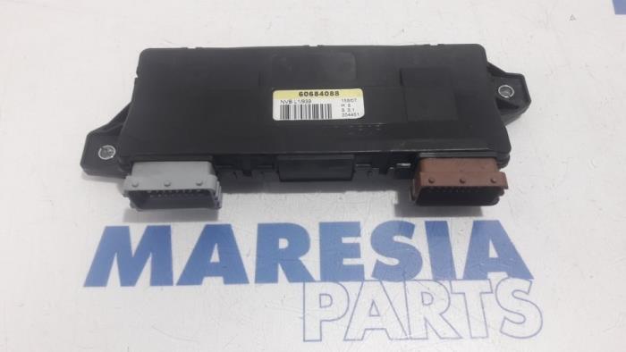Usagé Ordinateur divers Alfa Romeo 159 Sportwagon (939BX) 2.4 JTDm 20V Prix € 40,00 Règlement à la marge proposé par Maresia Parts