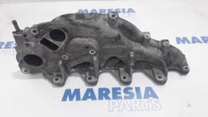 Used Intake manifold Opel Vivaro 1.6 CDTI BiTurbo 120 Price € 127,05 Inclusive VAT offered by Maresia Parts