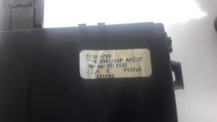 Sunroof motor Citroen C-Crosser 2.2 HDiF 16V - 3302256 NIDEC