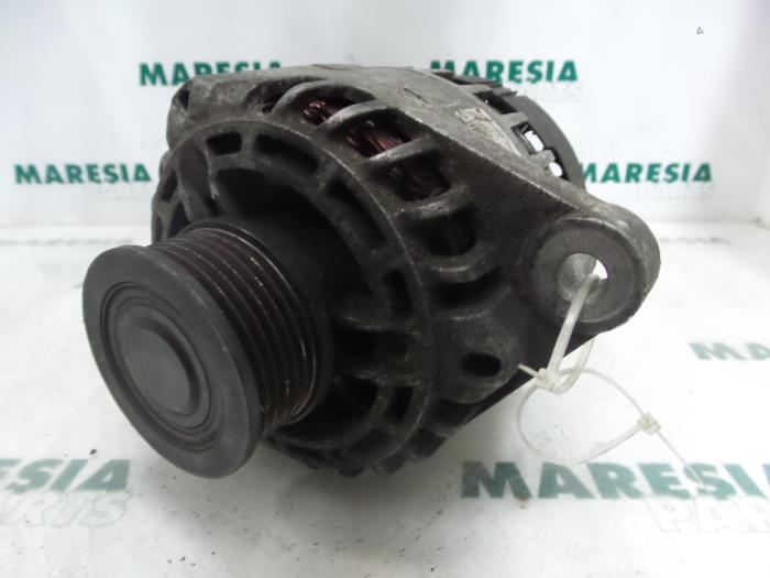 Begagnade Dynamo Fiat Croma (194) 1.9 D Multijet 16V Pris € 105,00 Marginaltabell erbjuds av Maresia Parts