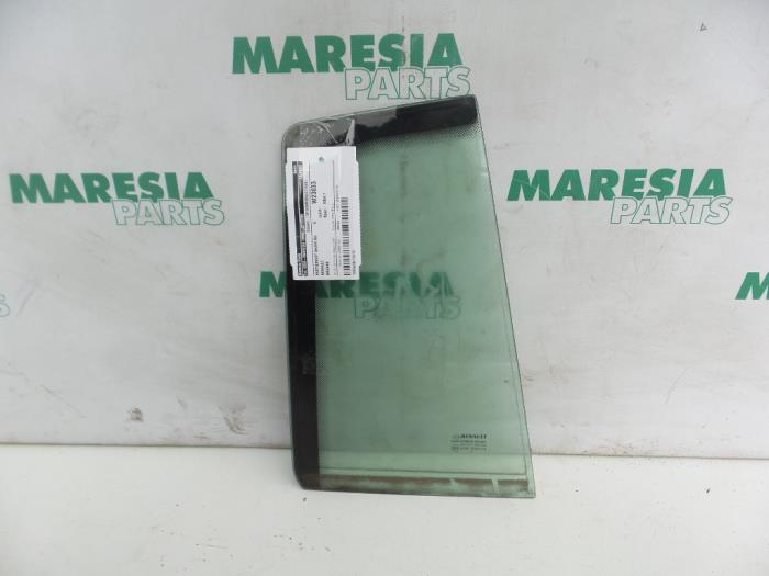 Usados Ventanilla triangular derecha detrás Renault Megane II Grandtour (KM) 1.5 dCi 100 Precio € 25,00 Norma de margen ofrecido por Maresia Parts