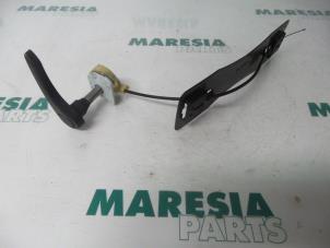 Used Height-adjustable seat frame Peugeot 407 SW (6E) 2.0 HDiF 16V Price € 50,00 Margin scheme offered by Maresia Parts