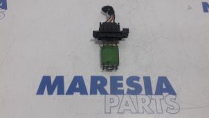 Usagé Résistance chauffage Peugeot Partner (GC/GF/GG/GJ/GK) 1.6 HDI 75 16V Prix € 24,20 Prix TTC proposé par Maresia Parts
