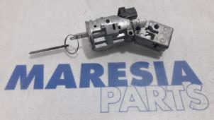 Used Ignition lock + key Citroen DS3 (SA) 1.6 16V VTS THP 155 Price € 50,00 Margin scheme offered by Maresia Parts