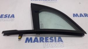 Używane Trójkatna szyba lewy przód Citroen DS3 (SA) 1.6 16V VTS THP 155 Cena € 40,00 Procedura marży oferowane przez Maresia Parts