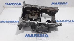 Used Sump Renault Megane IV (RFBB) 1.2 Energy TCE 130 Price € 90,00 Margin scheme offered by Maresia Parts
