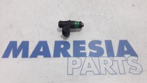 Used Injector (petrol injection) Renault Trafic New (JL) Price € 20,00 Margin scheme offered by Maresia Parts