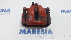 Usagé Etrier de frein (pince) avant droit Citroen DS3 (SA) 1.6 16V VTS THP 155 Prix € 25,00 Règlement à la marge proposé par Maresia Parts