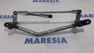Used Wiper mechanism Alfa Romeo MiTo (955) 0.9 TwinAir Price € 85,00 Margin scheme offered by Maresia Parts
