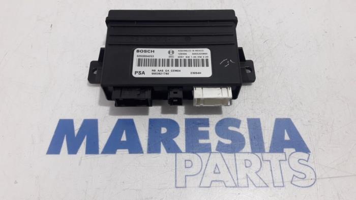 Begagnade PDC-modul Peugeot 308 CC (4B) 1.6 HDiF 16V Pris € 50,00 Marginaltabell erbjuds av Maresia Parts