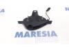 Convertible lock from a Peugeot 308 CC (4B) 1.6 HDiF 16V 2011