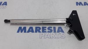 Gebrauchte Cabrioverdeck Zylinder Peugeot 308 CC (4B) 1.6 HDiF 16V Preis € 105,00 Margenregelung angeboten von Maresia Parts