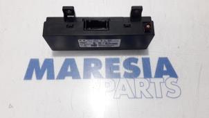 Używane Sterownik Rózne Peugeot 308 CC (4B) 1.6 HDiF 16V Cena € 60,00 Procedura marży oferowane przez Maresia Parts