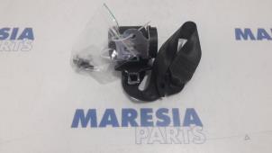Used Rear seatbelt, left Alfa Romeo MiTo (955) 0.9 TwinAir Price € 25,00 Margin scheme offered by Maresia Parts