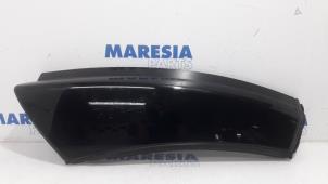 Used C-style sealing cover right Peugeot 308 CC (4B) 1.6 HDiF 16V Price € 105,00 Margin scheme offered by Maresia Parts