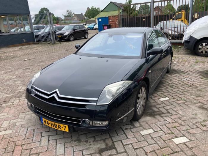 Używane Maska Citroen C6 (TD) 2.2 HdiF 16V Cena € 299,00 Procedura marży oferowane przez Maresia Parts
