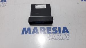 Używane Modul centralnego zamka Peugeot 508 (8D) 2.0 Hybrid4 16V Cena € 75,00 Procedura marży oferowane przez Maresia Parts