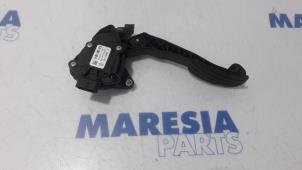 Used Throttle pedal position sensor Renault Master IV (EV/HV/UV/VA/VB/VD/VF/VG/VJ) 2.3 dCi 135 16V FWD Price € 84,70 Inclusive VAT offered by Maresia Parts
