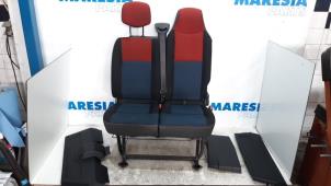 Used Double front seat, right Renault Master IV (EV/HV/UV/VA/VB/VD/VF/VG/VJ) 2.3 dCi 135 16V FWD Price € 571,73 Inclusive VAT offered by Maresia Parts