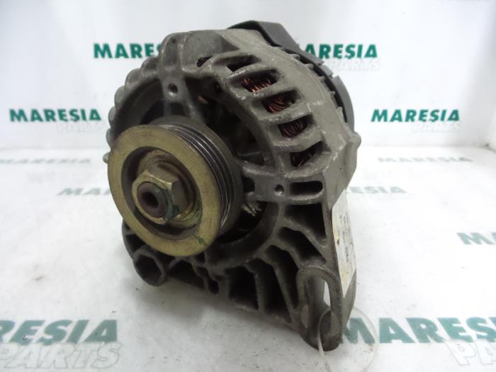 Begagnade Dynamo Lancia Ypsilon (840) 1.2 LS,LX 16V Pris € 40,00 Marginaltabell erbjuds av Maresia Parts
