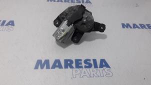 Used Rear wiper motor Alfa Romeo Giulietta (940) 1.6 JTDm 16V Price € 60,00 Margin scheme offered by Maresia Parts