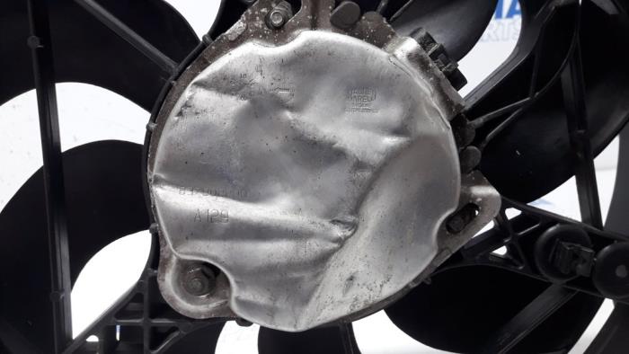 Ventilateur moteur d'un Alfa Romeo Giulietta (940) 1.6 JTDm 16V 2011