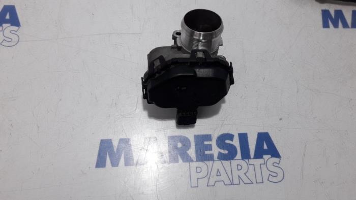 Usagé Boitier papillon Citroen C4 Cactus (0B/0P) 1.6 Blue Hdi 100 Prix € 49,99 Règlement à la marge proposé par Maresia Parts