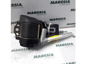Used Front seatbelt, left Alfa Romeo 166 2.0 Twin Spark 16V Price € 50,00 Margin scheme offered by Maresia Parts